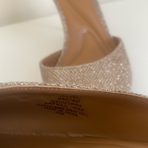 Jessica Simpson Lana High Heels Sz 9 Double Bow Ankle Strap Glittery Gold Pumps - Picture 11 of 15